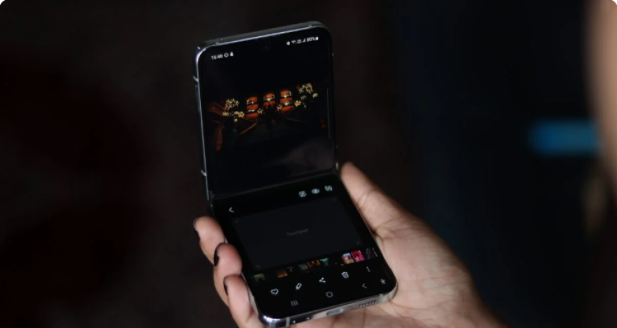 Cách sử dụng tính năng con trỏ chuột trên các điện thoại Samsung màn hình gập cực hữu ích
