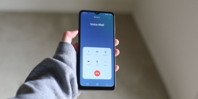 Cách thay đổi hình nền màn hình cuộc gọi đến trên điện thoại Samsung cực hữu ích
