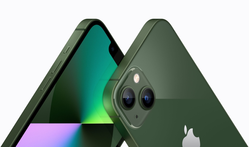 Đánh giá iPhone 13 màu xanh đẹp cuốn hút - giá không đổi