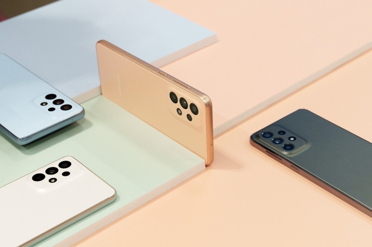 Galaxy A53 5G giá bao nhiêu? Dòng máy sở hữu tính năng nào nổi bật?
