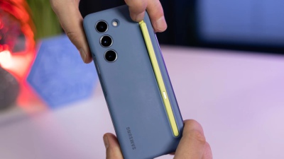 Lộ hình ảnh cho thấy Galaxy Z Fold6 có thể có cơ chế tích hợp bút S Pen