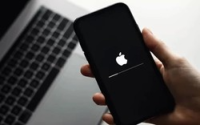 ⚠️ Lỗi iOS 18.4.1: Nhiều iPhone Bị Ảnh Hưởng Sau Khi Cập Nhật Phần Mềm