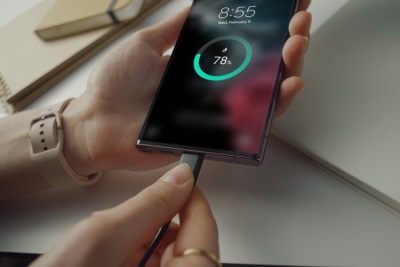 Lý do khiến Samsung không nhảy vào cuộc đua công nghệ sạc nhanh