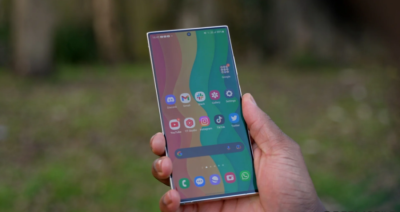 Màn hình trên Galaxy S24 Ultra có thể sẽ không phẳng hoàn toàn
