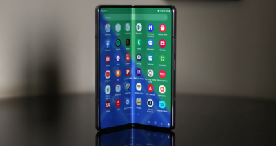 Samsung đang thực hiện một số thay đổi để mang đến những chiếc điện thoại màn hình gập rẻ hơn