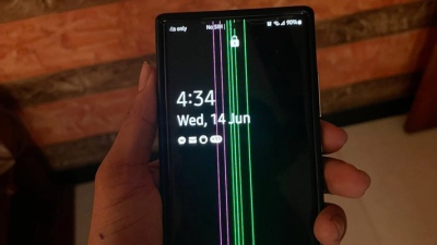 Samsung thay màn hình Galaxy Note 20 Ultra miễn phí sau sự cố màn sọc xanh