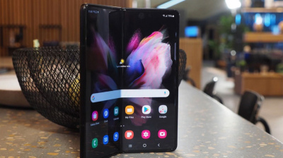 So sánh Galaxy Z Fold3 & Galaxy S21 Ultra: Cân tài cân sức?