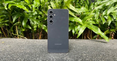 Tại sao Galaxy S23 FE là mẫu điện thoại lí tưởng bạn nên mua cho bố mẹ