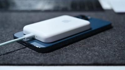 Tính năng sạc ngược trên iPhone vẫn đang được Apple nghiên cứu
