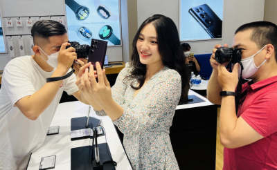 Trải nghiệm thực tế Galaxy S22 Series tại Samsung Premium Store - MT Smart