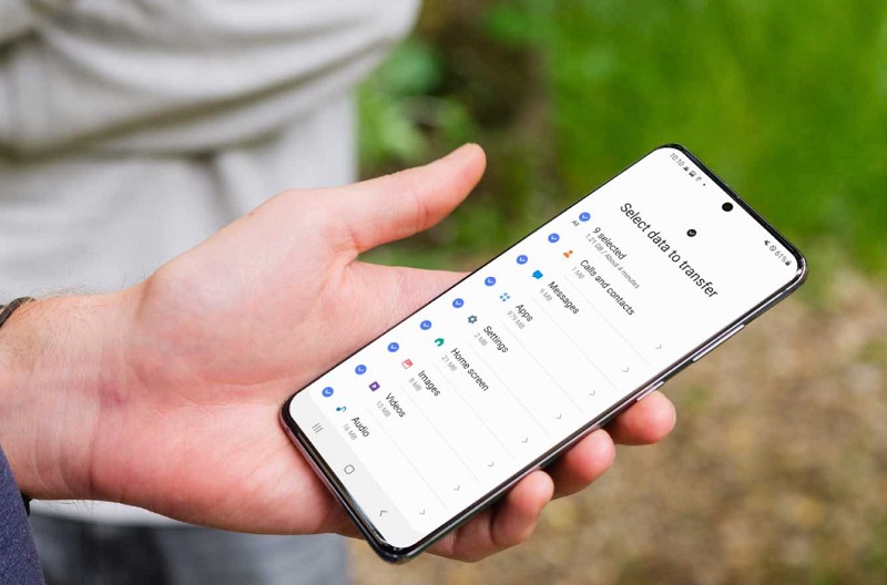 Cài đặt lại ứng dụng hoặc chờ cập nhật