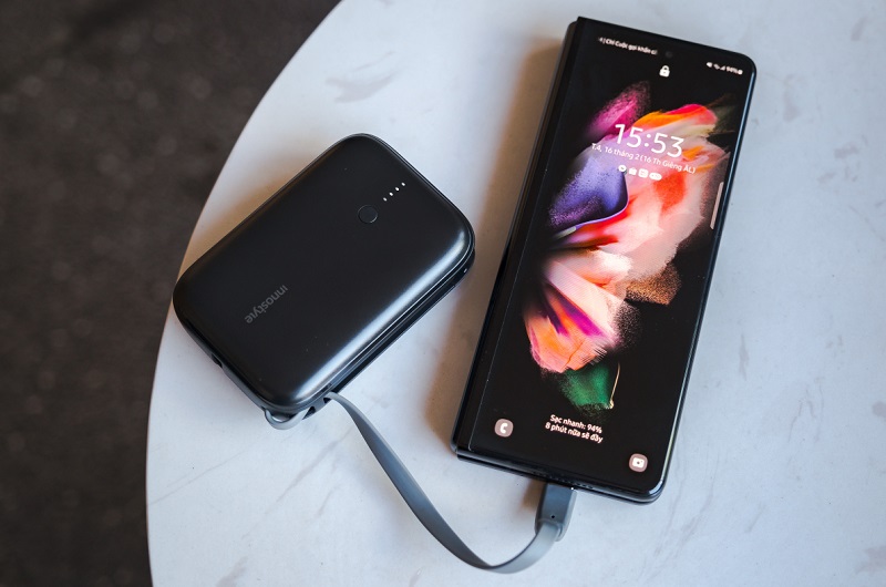 Sắm thêm sạc dự phòng