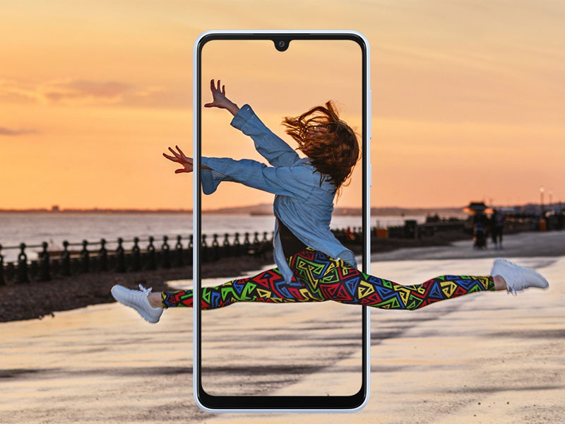 So sánh Samsung Galaxy A53 5G về màn hình máy