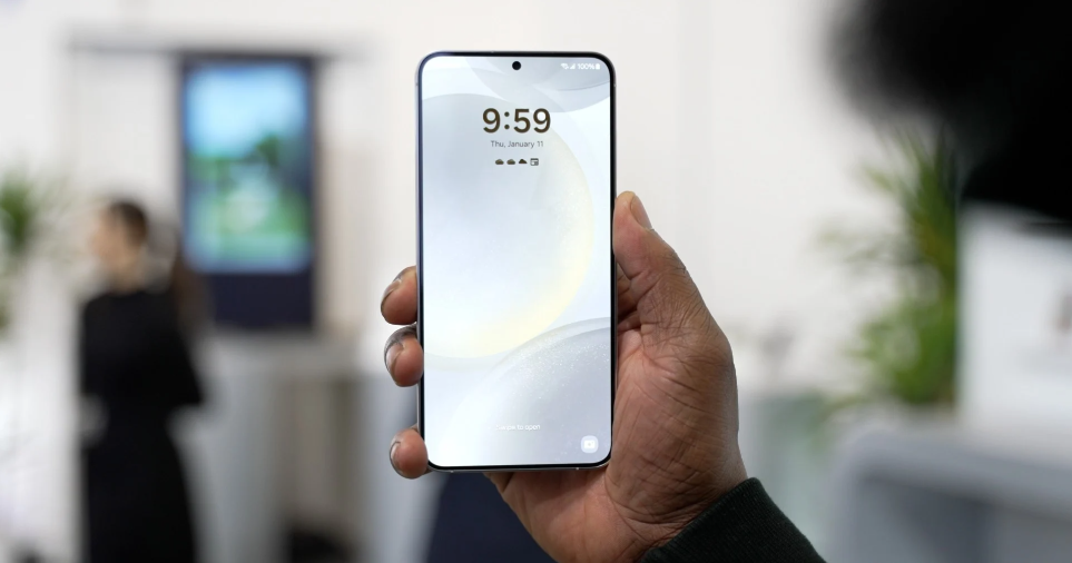 Ấn tượng đầu tiên về Galaxy S24+: Nhiều điều bất ngờ
