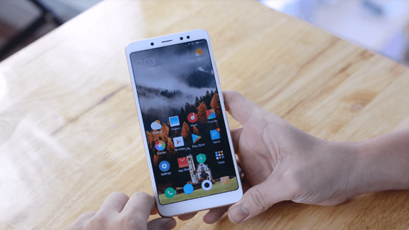 Ứng dụng Camera không chụp ảnh hoặc đóng băng