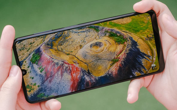 Chơi game ổn áp với Galaxy A22 LTE