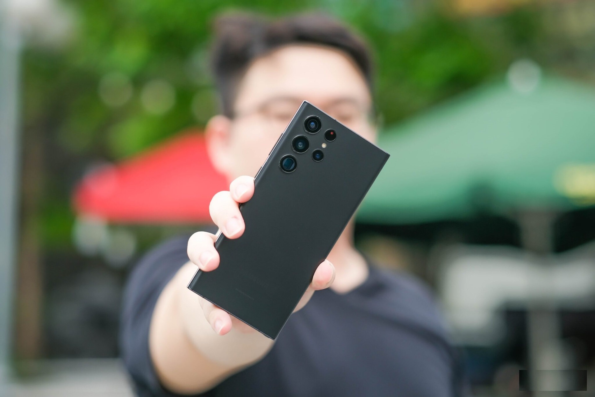 co-nen-mua-samsung-galaxy-s22-ngay-bay-gio-hay-cho-galaxy-s23