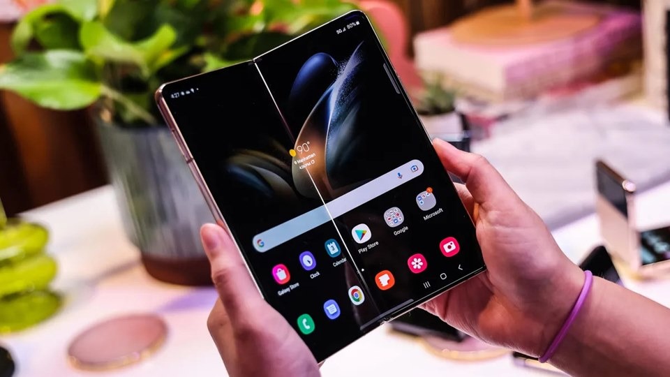 Trải nghiệm và đánh giá Samsung Galaxy Z Fold4 sau 6 tháng: Ưu điểm và nhược điểm bạn cần nắm