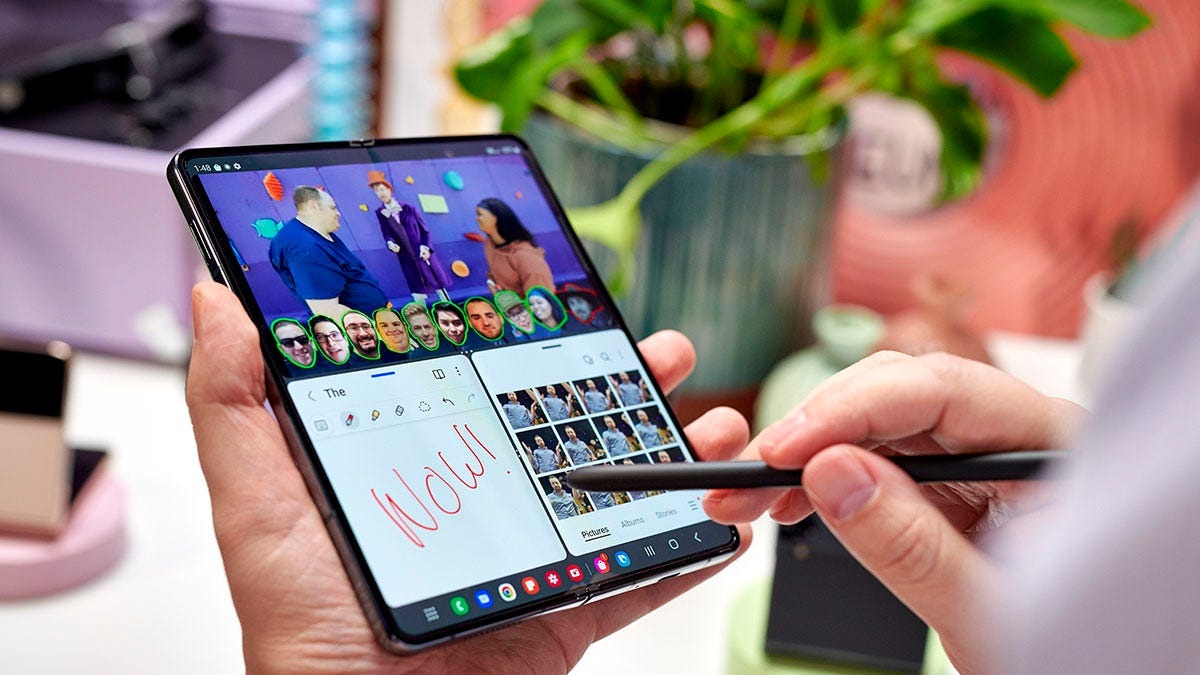 Trải nghiệm và đánh giá Samsung Galaxy Z Fold4 sau 6 tháng: Ưu điểm và nhược điểm bạn cần nắm