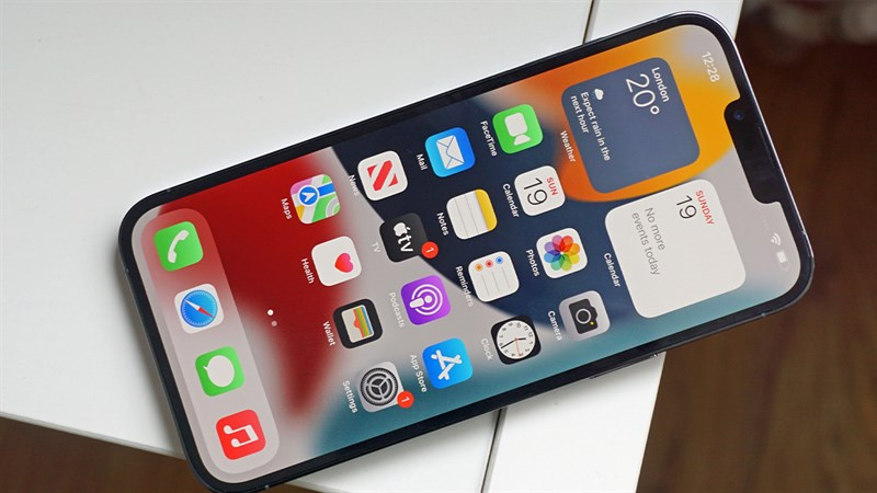 Đánh giá màn hình iPhone 13 Pro Max - Có điểm nâng cấp gì mới