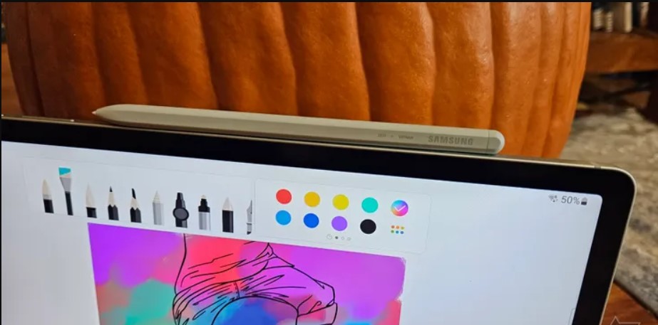 Đánh giá Samsung Galaxy Tab S9 FE Plus: Máy tính bảng tầm trung tốt nhất của Samsung