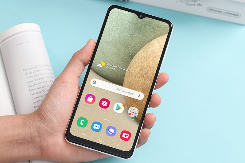 So sánh Galaxy A22 và Galaxy A12