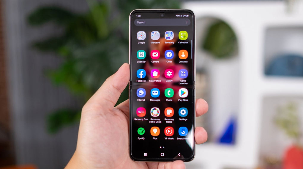 So sánh iPhone 13 Pro Max và Samsung Galaxy Z Flip3