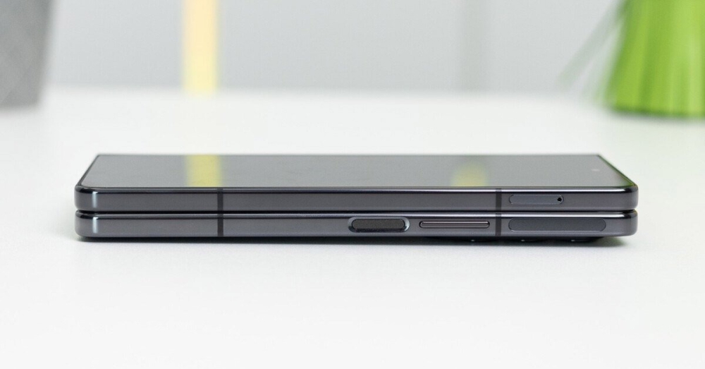 Samsung đã xua tan nỗi ám ảnh của người dùng với điện thoại gập qua Galaxy Z Fold5