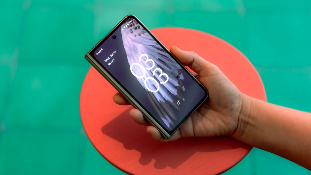 Sau nửa thập kỷ, điện thoại gập đã chứng minh được rằng “2 luôn tốt hơn 1”