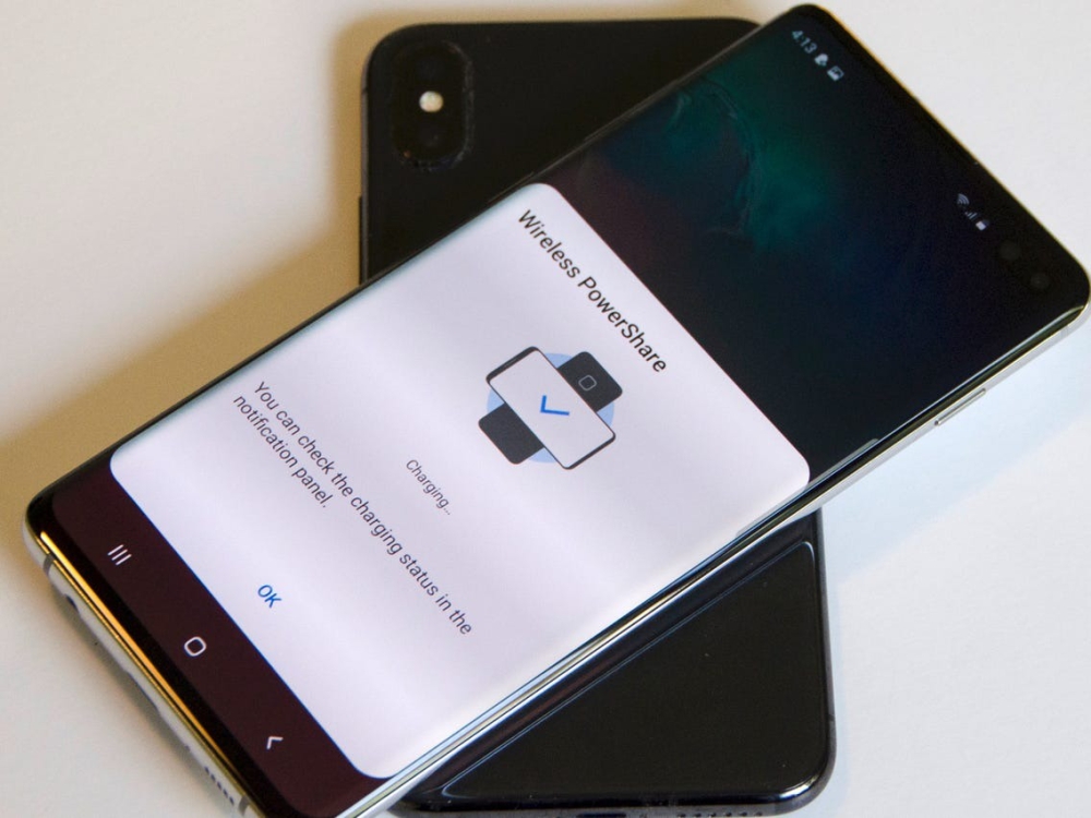 cach-su-dung-powershare-sac-nguoc-tren-samsung-de-sac-cho-thiet-bi-khac