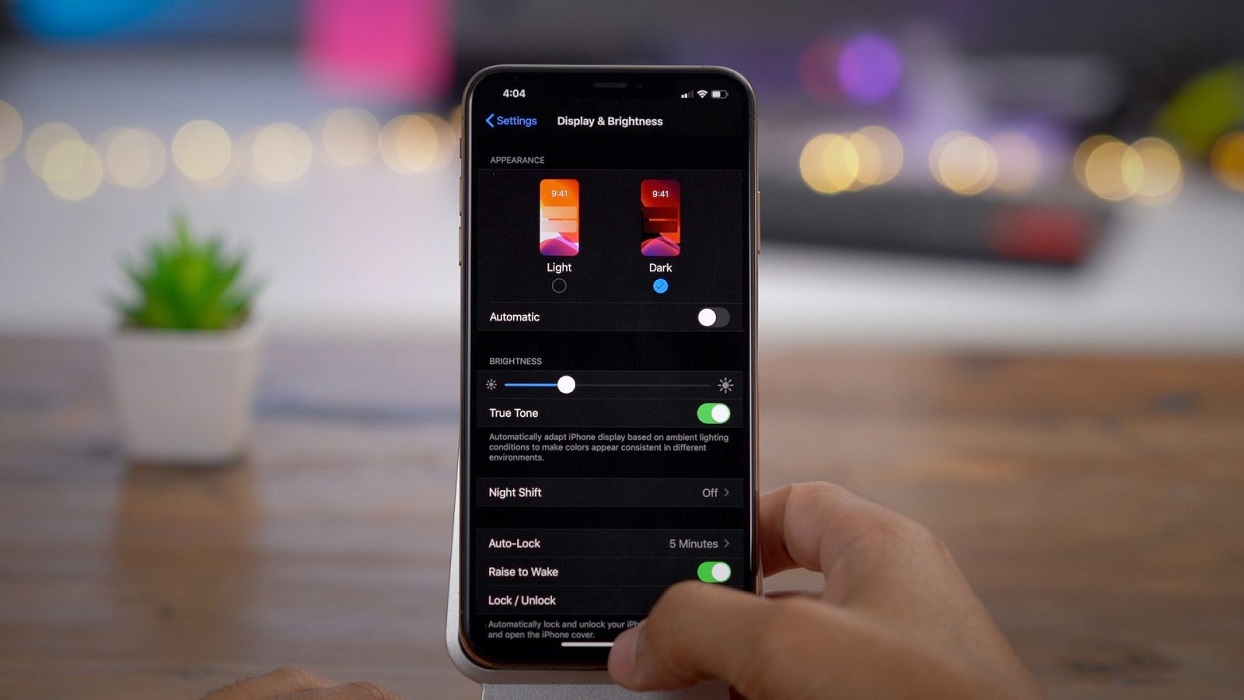 Hướng dẫn cài chế độ Dark Mode cho iPhone