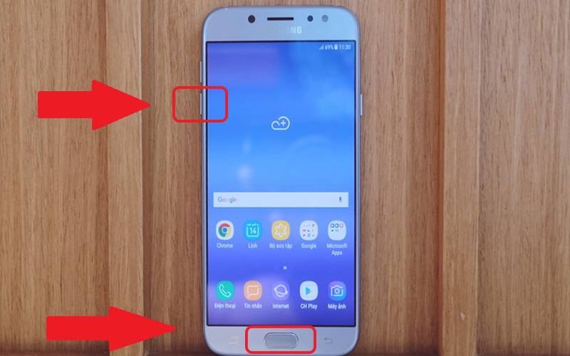 Sử dụng nút home và nút chỉnh âm lượng để mở nguồn