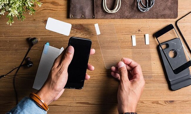 Gỡ bỏ, thay thế kính cường lực iPhone