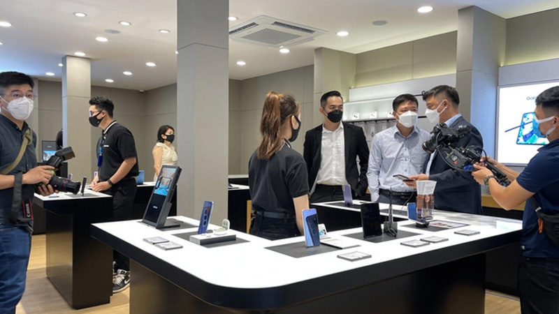 MT Smart là hệ thống bán lẻ các sản phẩm và phụ kiện Samsung chính hãng cao cấp tại TP.HCM với nhiều hình thức thanh toán đa dạng, đặc biệt là các chính sách hỗ trợ trả góp 0%