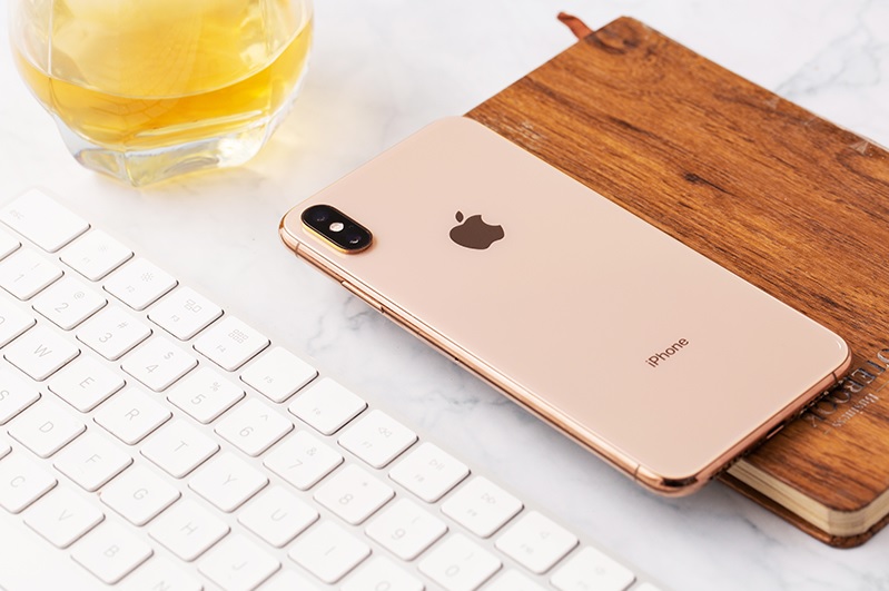 iPhone XS Max hồng