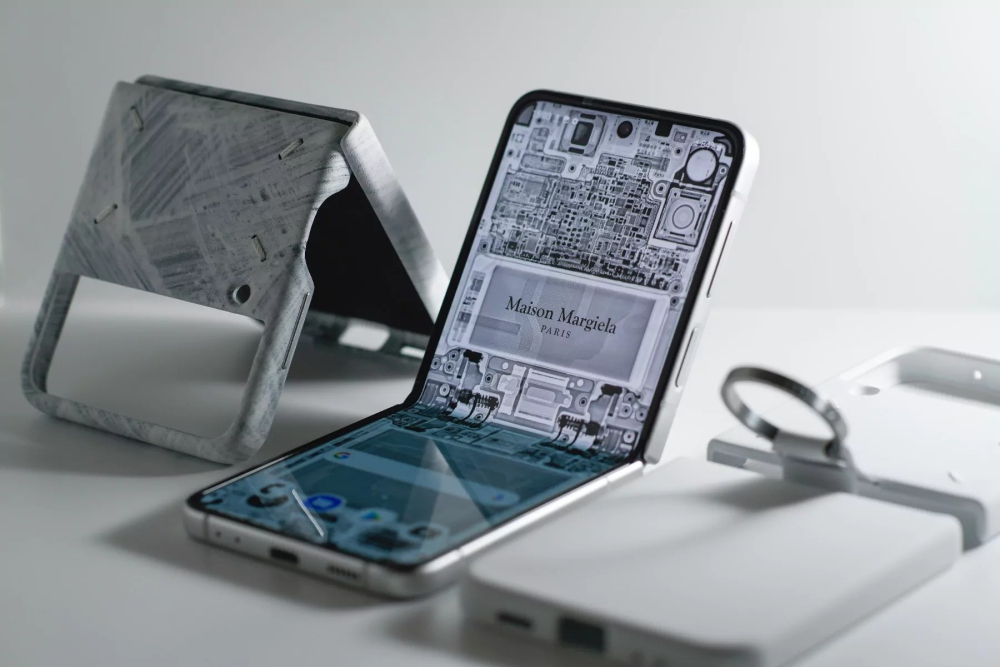 Nhìn lại những màu sắc điện thoại hiếm nhất và táo bạo nhất của Samsung