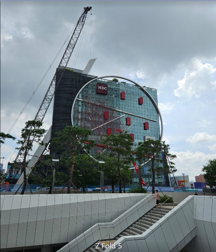 Nên mua Galaxy Z Fold5 hay Z Flip5