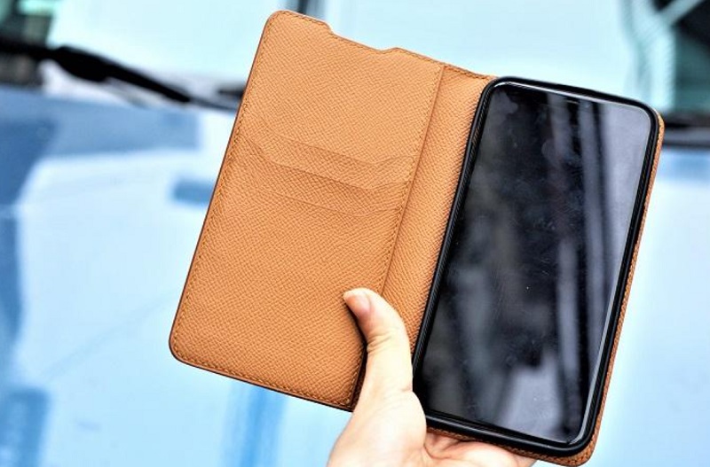 Ốp lưng có nắp đậy