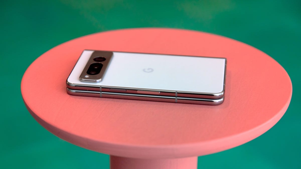 Trải nghiệm thực tế Google Pixel Fold và Galaxy Z Fold4