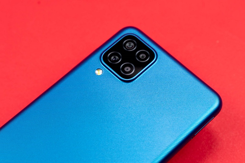 Samsung A12 giá bao nhiêu tiền? Tính năng nào mới cập nhật?