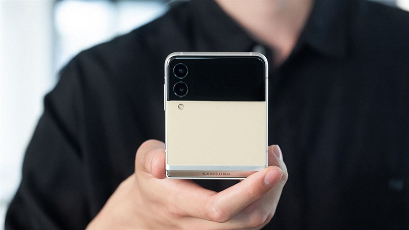 Samsung Galaxy Z Flip 3 giá bao nhiêu? Cấu hình có gì đặc biệt?