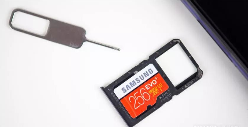 6-cach-don-gian-de-lam-sach-bo-nho-tren-dien-thoai-samsung-ban-nen-biet