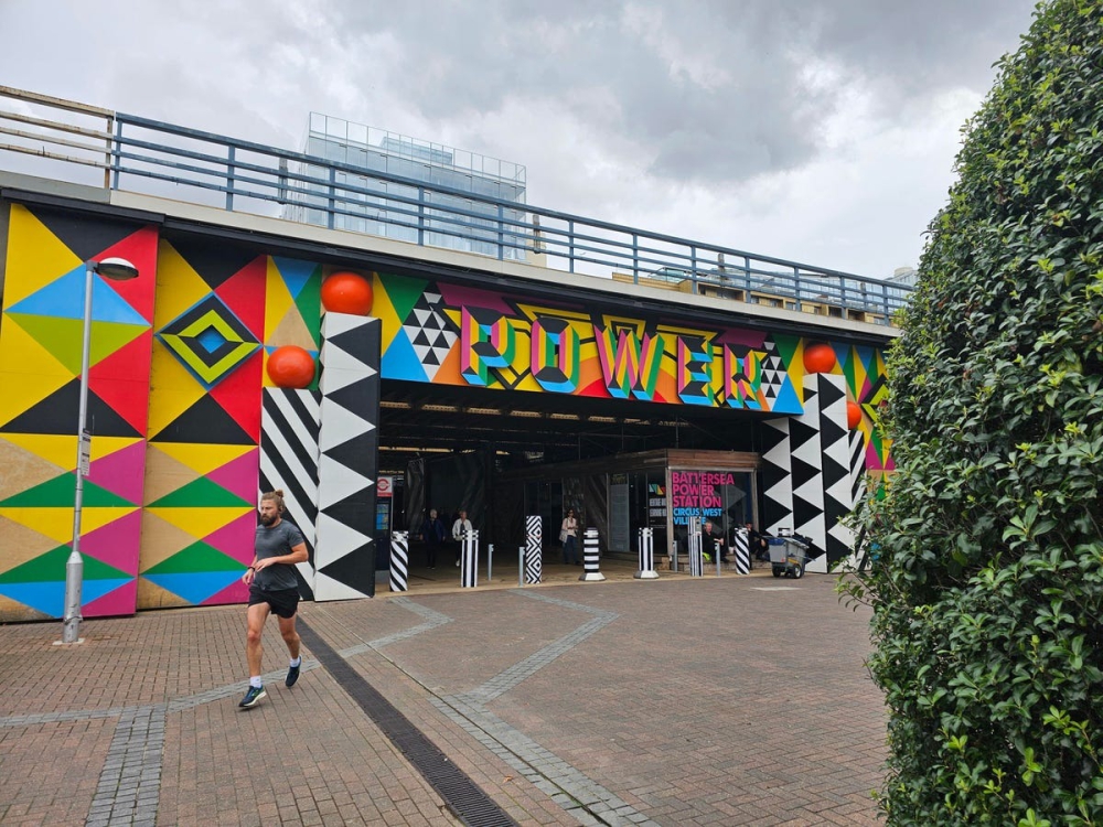 Đọ sức camera iPhone 15 Pro Max vs Galaxy S23 Ultra