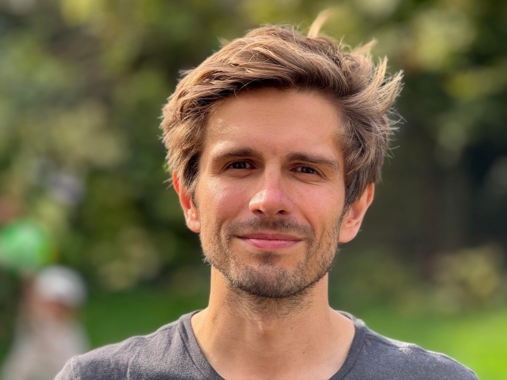 Đọ sức camera iPhone 15 Pro Max vs Galaxy S23 Ultra