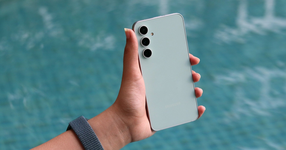 So sánh Galaxy S23 FE vs Galaxy A54