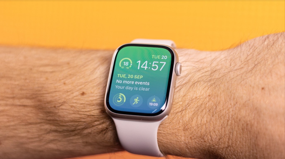 So sánh Samsung Galaxy Watch6 vs Apple Watch Series 8