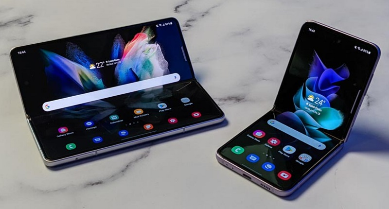 Galaxy Z Fold 4 và Galaxy Flip 4 đều được hỗ trợ sạc nhanh, cho khả năng tiết kiệm pin đáng kể