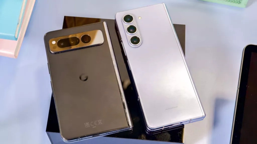 So sánh Samsung Galaxy Z Fold5 vs Google Pixel Fold