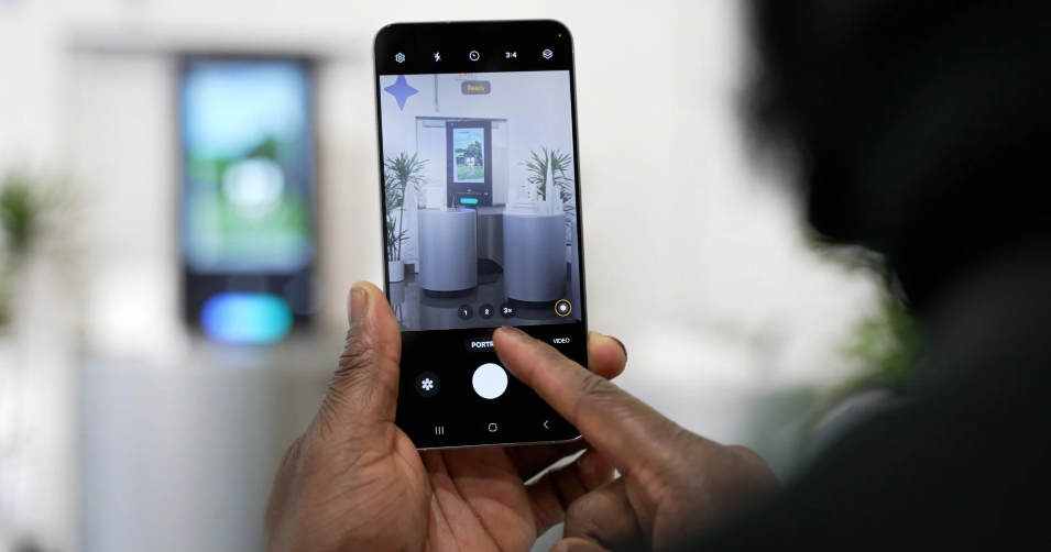 So sánh Galaxy S24 và S24+ vs Galaxy S22 và S22+: Nhanh hơn, sáng hơn và đã có AI