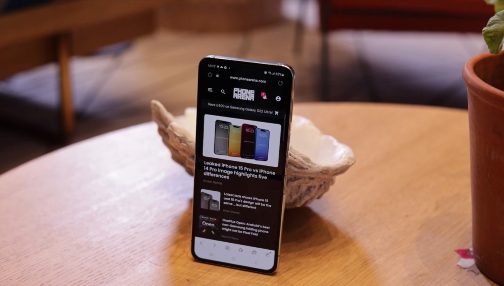 So sánh Samsung Galaxy Z Flip5 vsGalaxy S23